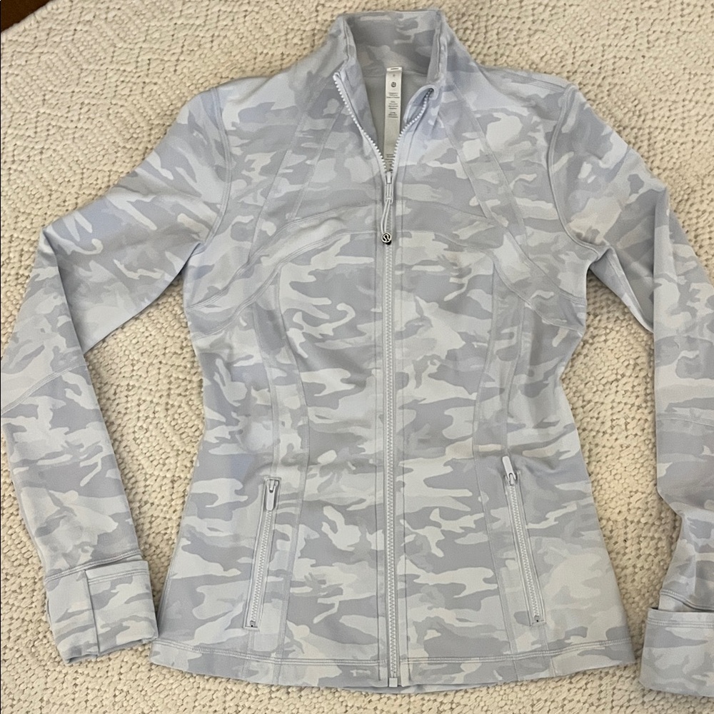 lululemon athletica Light Gray Camo Zip-Up Bomber Jacket